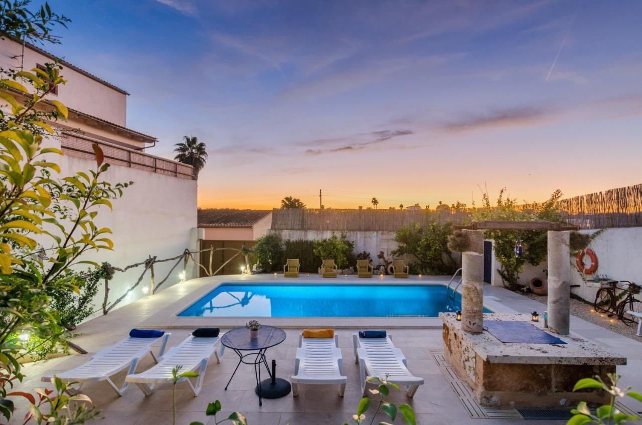 Es Comellar Holiday home