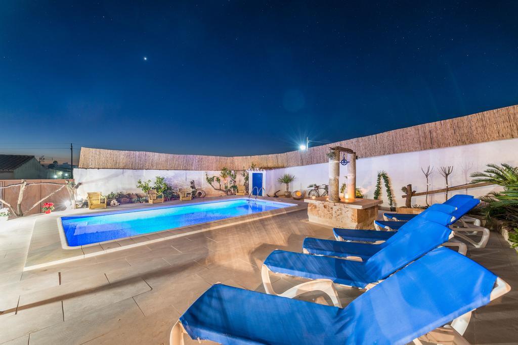Es Comellar Holiday home