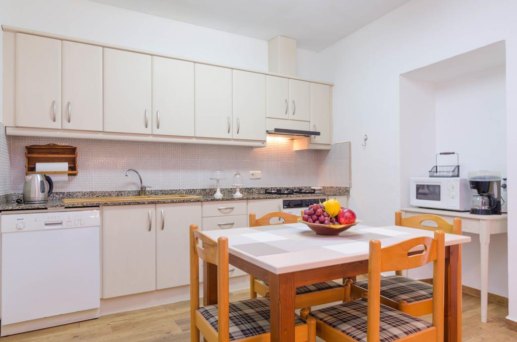 Holiday home Es Comellar