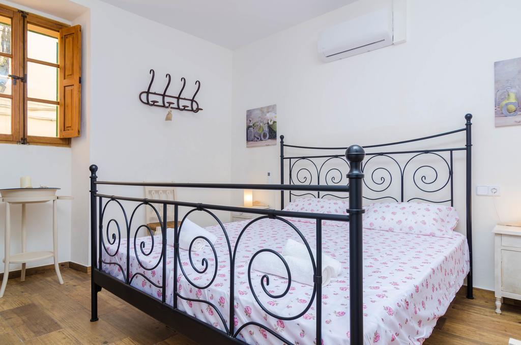 Holiday home Es Comellar Lloret de Vistalegre