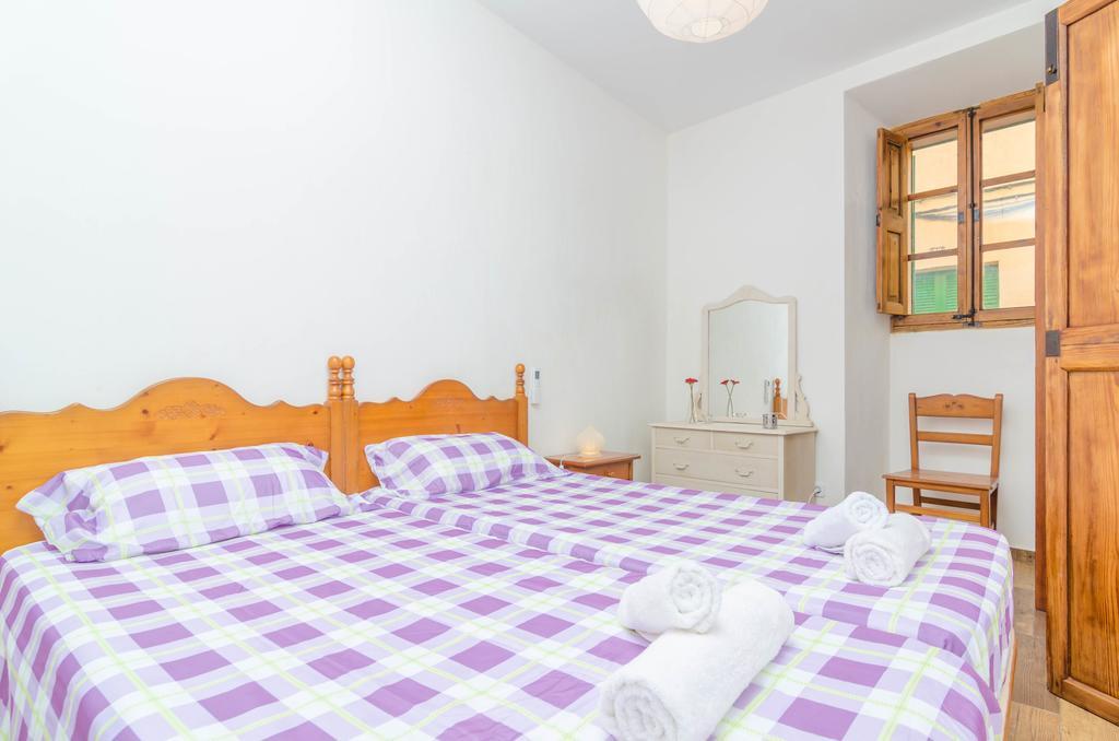 Holiday home Es Comellar